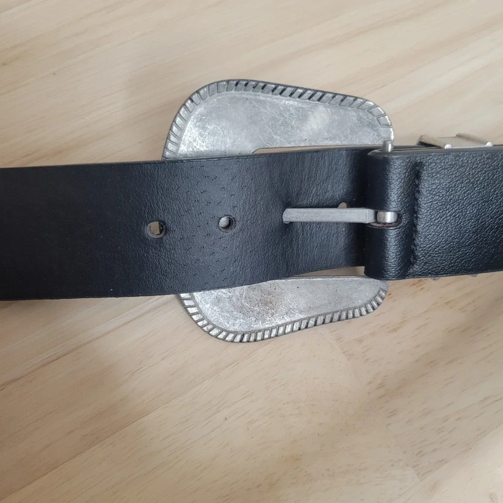 Double Buckle Western Belt Womens 1X/2X Black Silver Floral Engraved